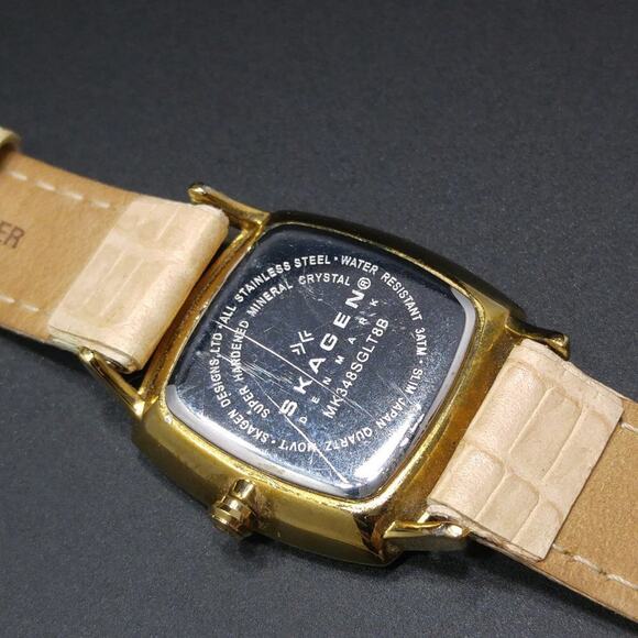 Skagen Denmark Ladies Watch, Tan Leather: New Battery, MOP Face, Stainless Steel - Picture 10 of 11